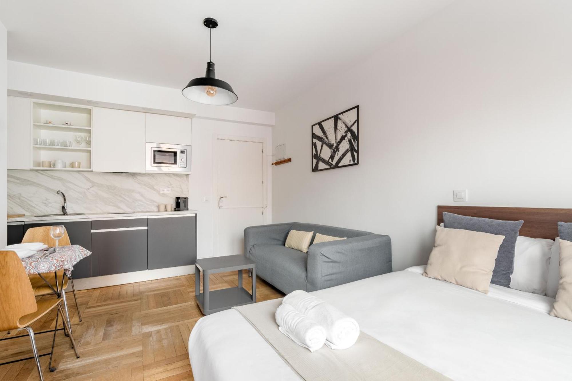 Charming Sol Studios Madrid Esterno foto